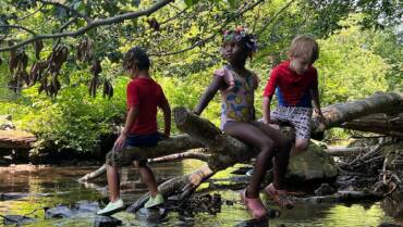 How Outdoor Adventure Clubs Build Confidence and Independence in Kids